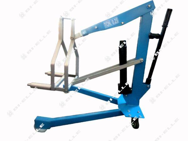 macchinario manuale sollevatore colonne azzurro
